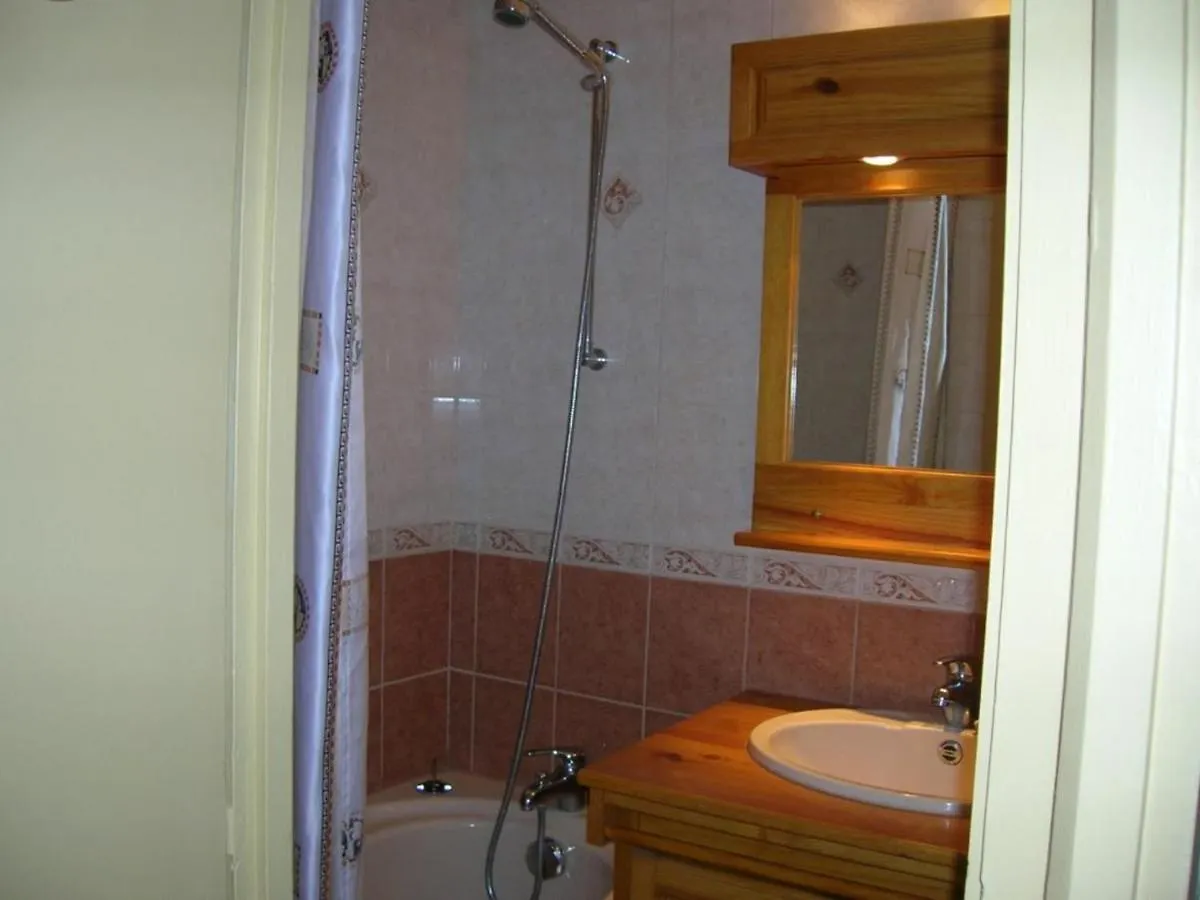Charmant Appartement 6 Pers Avec Balcon, Au Pied Des Pistes - Les Menuires - Fr-1-452-23 サン・マルタン・ド・ベルヴィル 0*,  フランス